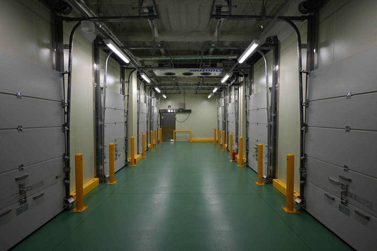 プロン株式会社様冷凍食品倉庫